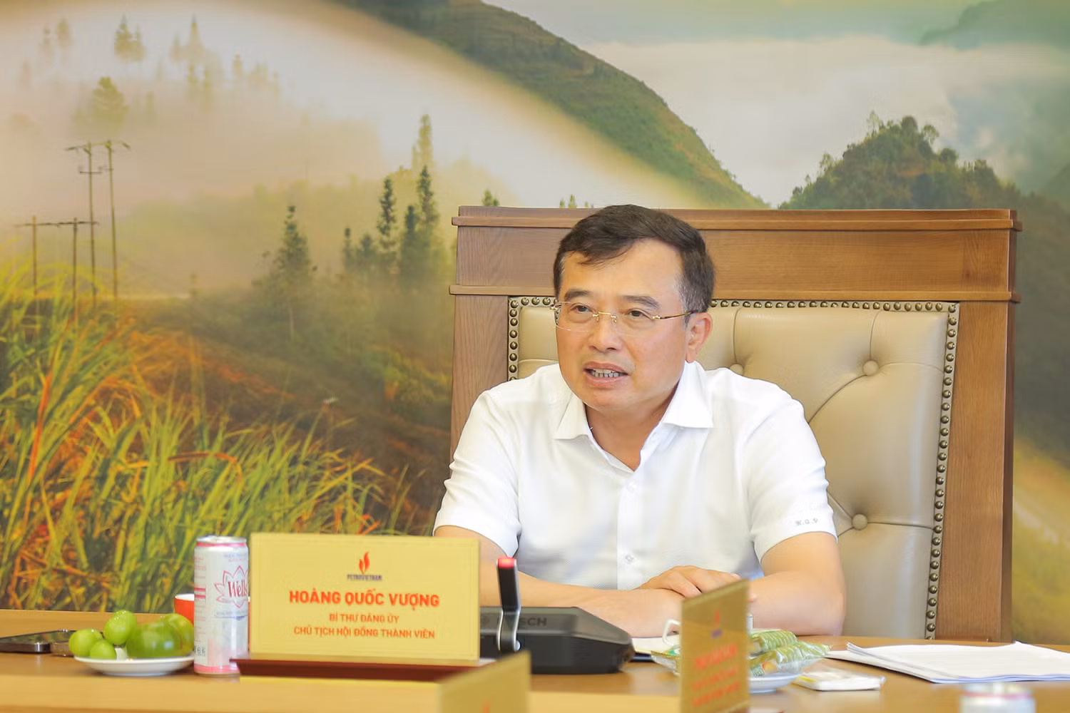 Chủ tịch Hội đồng thành viên Petrovietnam Hoàng Quốc Vượng phát biểu chỉ đạo. Chủ tịch Hội đồng thành viên Petrovietnam Hoàng Quốc Vượng phát biểu chỉ đạo.