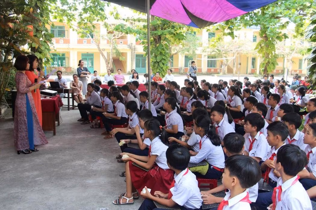 Thầy cô đừng nóng vội mất tiền oan, nhà nước sẽ có lộ trình nâng chuẩn giáo viên ảnh 2