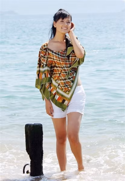 Một trong những khoảnh khắc nghỉ ngơi hiếm hoi vào tháng 11/2008 được Mai Phương Thúy tận dụng xả hơi trong những giờ khuây khoả để còn có thể nạp năng luợng cho những ngày đóng phim mệt mỏi.