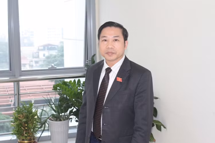 Cấm dừng quá 5 phút có bắt được bệnh ùn tắc của BOT? ảnh 2