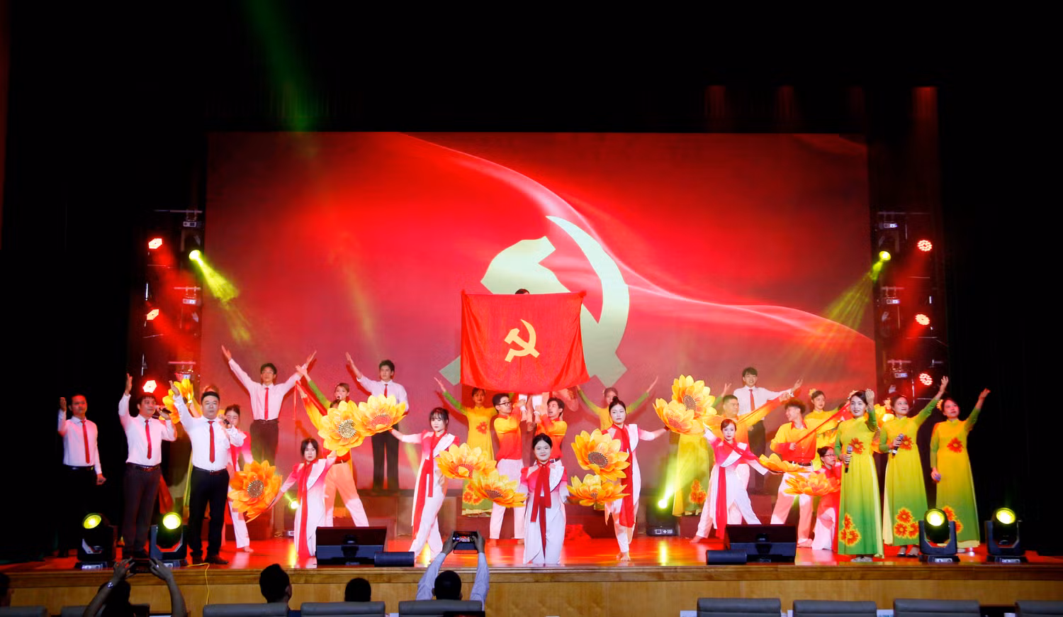 GDVN_4 lam nghiệp4.jpg