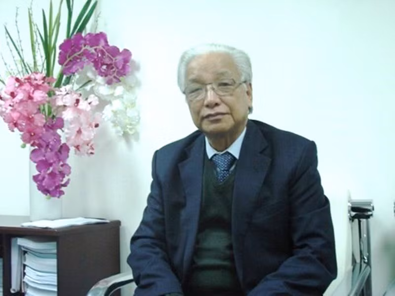 TS. Cao Sỹ Kiêm tin tưởng dưới sự điều hành Chính phủ kinh tế Việt Nam năm 2017 sẽ đạt được tăng trưởng như kỳ vọng - ảnh H.Lực