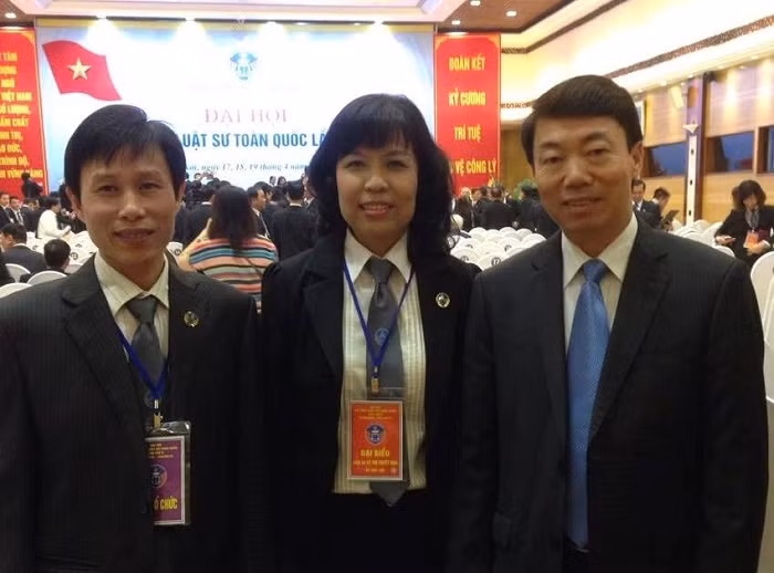 Luật sư Lê Thị Tuyết Mai phẫn nộ trước hành vi dâm ô của ông Nguyễn Hữu Linh (Ảnh: facebook nhân vật)