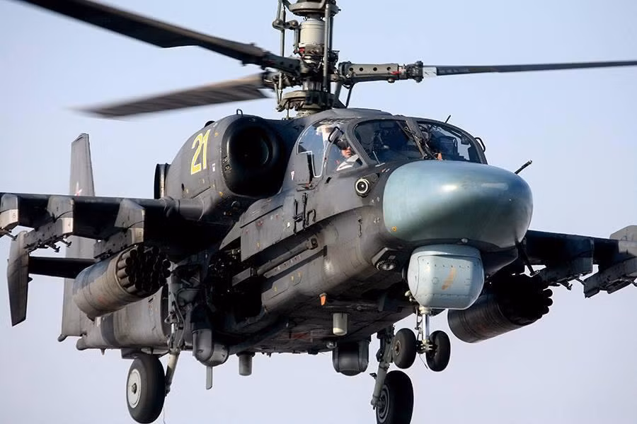 Máy bay trực thăng vũ trang Ka-52 Alligator Nga