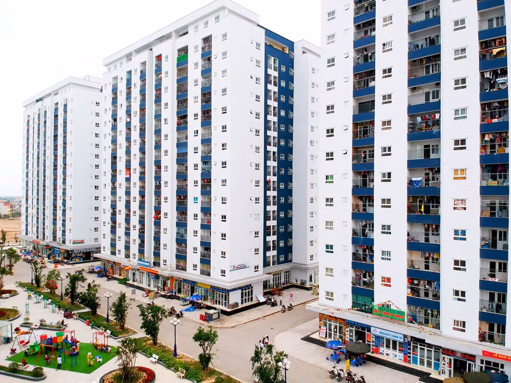 Các tòa chung cư được xây dựng kiên cố và đảm bảo tất cả các yêu cầu về xây dựng, phòng cháy chữa cháy...