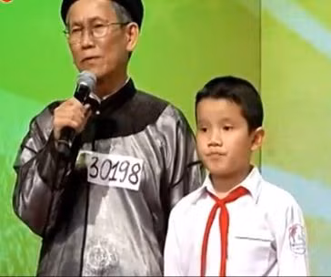 Cụ già viết thư pháp ngược bị loại ở Got Talent