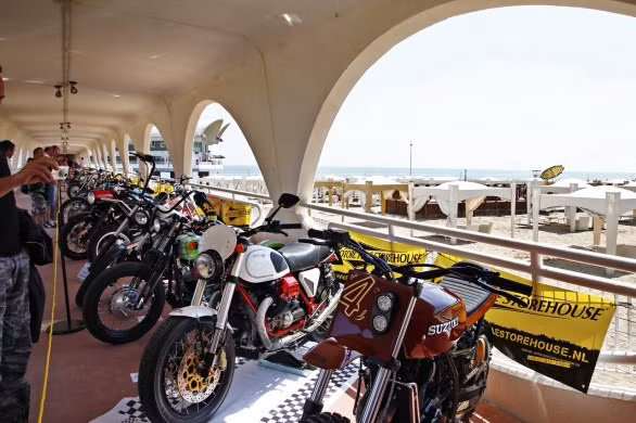 Chiêm ngưỡng hàng nghìn mô tô khủng xuất hiện tại lễ hội Biker Fest ảnh 14 Chiêm ngưỡng hàng nghìn mô tô khủng xuất hiện tại lễ hội Biker Fest ảnh 14