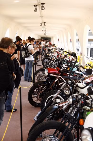 Chiêm ngưỡng hàng nghìn mô tô khủng xuất hiện tại lễ hội Biker Fest ảnh 8 Chiêm ngưỡng hàng nghìn mô tô khủng xuất hiện tại lễ hội Biker Fest ảnh 8