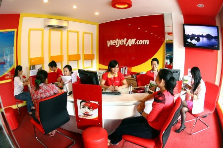 VietJetAir: Muốn mua vé siêu rẻ 10.000 đồng, khách phải “đầu tư”! 
