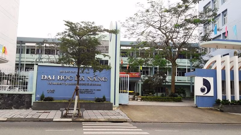 Đại học Đà Nẵng dự kiến tuyển sinh 13.300 chỉ tiêu. Ảnh: TT Đại học Đà Nẵng dự kiến tuyển sinh 13.300 chỉ tiêu. Ảnh: TT