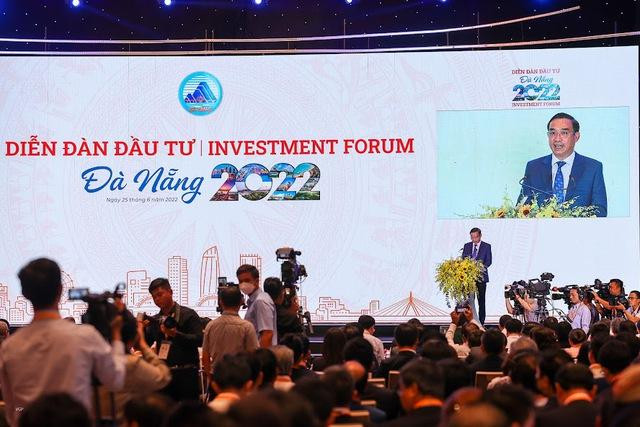 Chủ tịch Uỷ ban nhân dân Thành phố Đà Nẵng Lê Trung Chinh: Không thể có được những kết quả mới cao hơn, hiệu quả hơn từ những cách làm cũ, theo tư duy cũ - Ảnh: VGP/Nhật Bắc