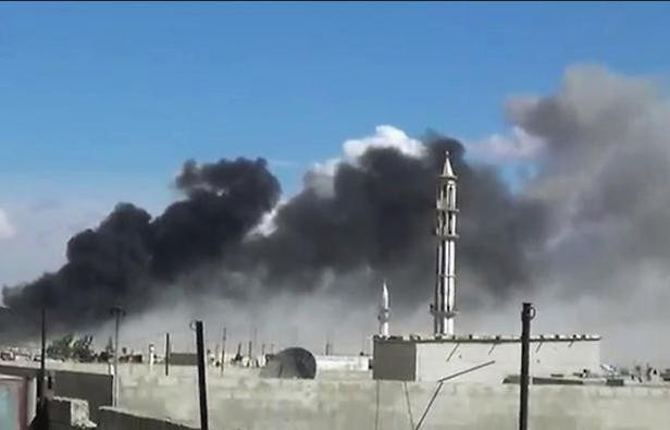 Nga không kích IS ở Syria Nga không kích IS ở Syria