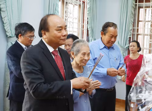 Thủ tướng kiểm tra công tác ứng trực tại Bộ Tư lệnh Thủ đô Hà Nội ảnh 2