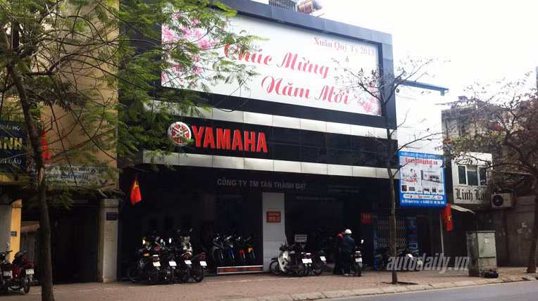 Nếu cứ vắng khách thế này, nhiều đại lý xe máy có nguy cơ đóng cửa