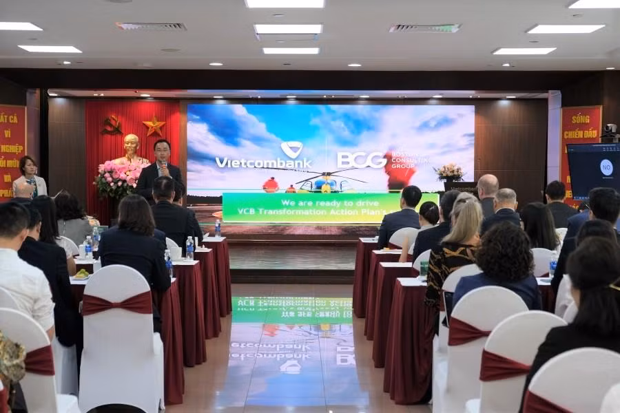 Ông Il-Dong Kwon - Tổng Giám đốc và Thành viên hợp danh công ty BCG phát biểu tại buổi lễ