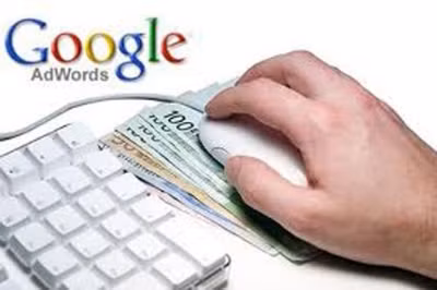 Google đang thu một khoản lớn từ hoạt động quảng cáo trực tuyến phát sinh doanh thu tại Việt Nam mà không phải trả một đồng thuế nào cho Chính phủ Việt Nam.