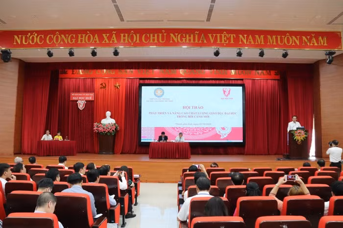 Hội thảo: “Phát triển và nâng cao chất lượng giáo dục đại học trong bối cảnh mới” đã được tổ chức vào tháng 10/2022 tại Huế. (Ảnh: Ngân Chi) Hội thảo: “Phát triển và nâng cao chất lượng giáo dục đại học trong bối cảnh mới” đã được tổ chức vào tháng 10/2022 tại Huế. (Ảnh: Ngân Chi)