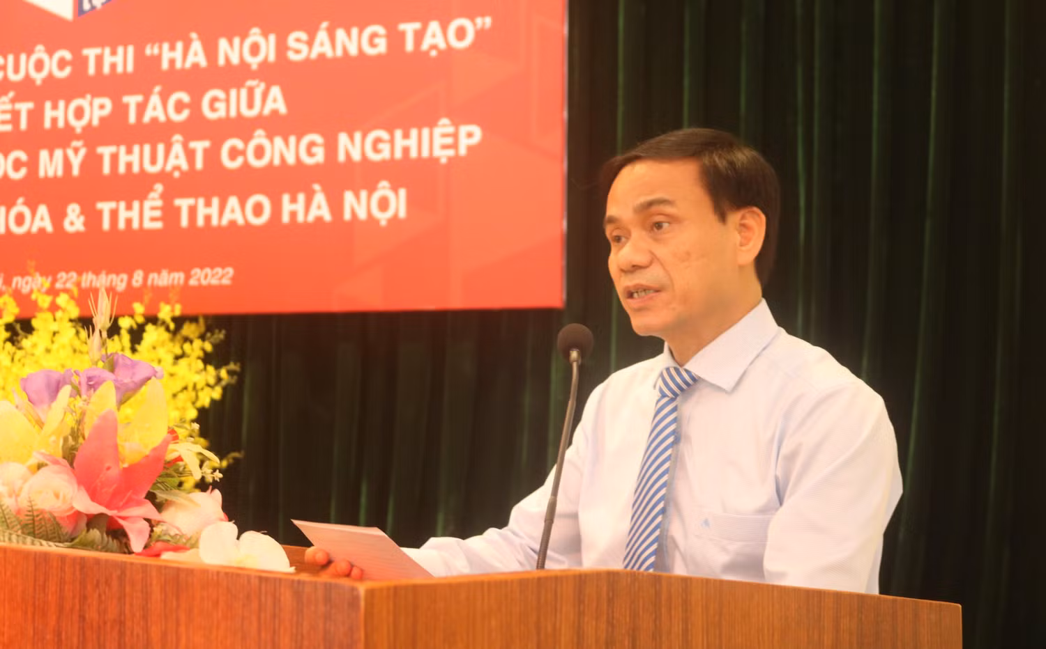 Tiến sĩ Phạm Hùng Cường - Hiệu trưởng Trường Đại học Mỹ thuật Công nghiệp phát biểu tại buổi lễ. Ảnh: Doãn Nhàn