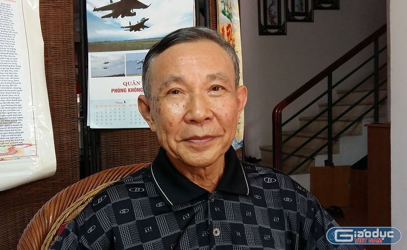 Ông Vũ Quốc Hùng cho rằng, làm rõ có hay không sự liên quan của Bí thư Triệu Tài Vinh đối với việc nâng điểm thi cho con gái là rất quan trọng (Ảnh: Ngọc Quang) Ông Vũ Quốc Hùng cho rằng, làm rõ có hay không sự liên quan của Bí thư Triệu Tài Vinh đối với việc nâng điểm thi cho con gái là rất quan trọng (Ảnh: Ngọc Quang)