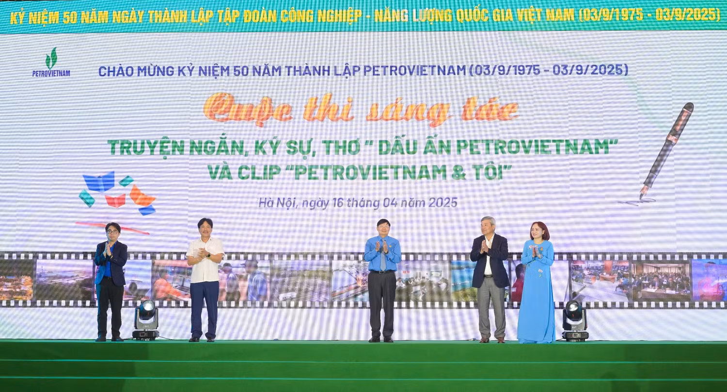 6 (13).jpg