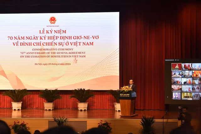 Phó Thủ tướng Chính phủ Trần Lưu Quang nhấn mạnh, với Hiệp định Geneve, lần đầu tiên trong lịch sử, các quyền dân tộc cơ bản của Việt Nam đã chính thức được khẳng định. Ảnh: VGP/Hải Minh