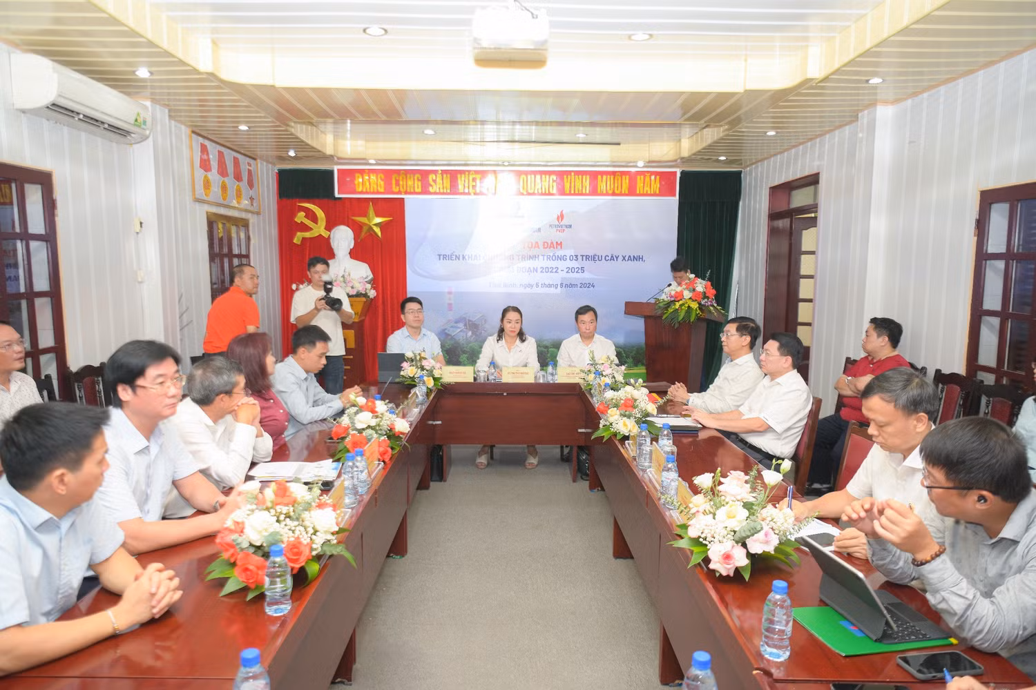 Ảnh 1-2.jpg
