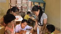 Lớp học nửa chìm nửa nổi ở Quảng Bình ảnh 3 Lớp học nửa chìm nửa nổi ở Quảng Bình ảnh 3