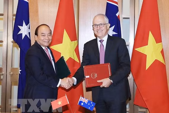 Thủ tướng Nguyễn Xuân Phúc và Thủ tướng Malcolm Turnbull, ảnh: TTXVN. Thủ tướng Nguyễn Xuân Phúc và Thủ tướng Malcolm Turnbull, ảnh: TTXVN.