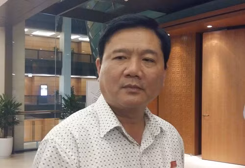 Ông Đinh La Thăng đặt ra câu hỏi: Vì sao người dân vẫn phải dùng thực phẩm bẩn? ảnh: Ngọc Quang