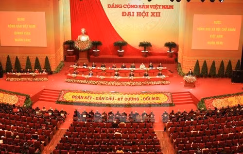 Hôm nay, Đại hội Đảng XII biểu quyết thông qua danh sách ứng cử, đề cử. ảnh: TTXVN.