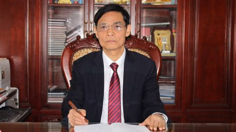 Ông Hoàng Văn Toản – Bí thư Huyện ủy Thiệu Hóa. Ông Hoàng Văn Toản – Bí thư Huyện ủy Thiệu Hóa.