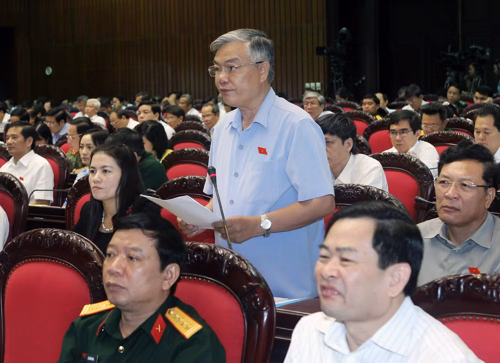 ĐB Phạm Đức Châu, đoàn ĐB tỉnh Quảng Trị phát biểu sáng 3.6 ĐB Phạm Đức Châu, đoàn ĐB tỉnh Quảng Trị phát biểu sáng 3.6