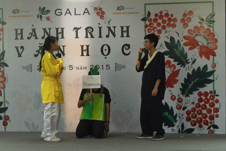 Đánh giá học sinh dựa trên năng lực tự chiếm lĩnh kiến thức là mục tiêu giáo dục mới. Ảnh Thu Hiền Đánh giá học sinh dựa trên năng lực tự chiếm lĩnh kiến thức là mục tiêu giáo dục mới. Ảnh Thu Hiền