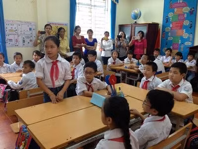 Thầy cô trên dưới một lòng cùng… diễn ảnh 2
