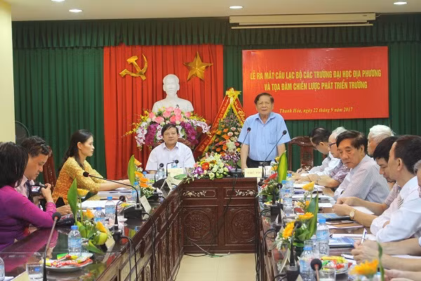 Phó Giáo sư, Tiến sĩ Trần Xuân Nhĩ – Phó Chủ tịch Hiệp hội các trường đại học, cao đẳng Việt Nam phát biểu tại Lễ ra mắt Câu lạc bộ