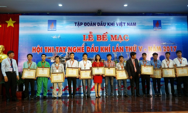 Các thí sinh đạt giải Nhì