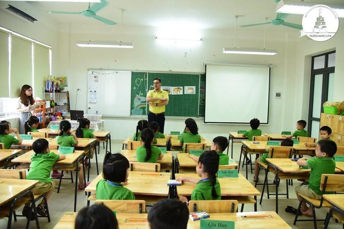 Ảnh minh họa: nguồn từ trường Marie Curie, Hà Nội