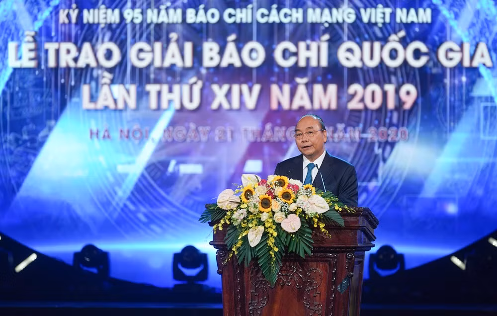Thủ tướng Chính phủ Nguyễn Xuân Phúc phát biểu tại buổi lễ. (Ảnh: VGP/Quang Hiếu) Thủ tướng Chính phủ Nguyễn Xuân Phúc phát biểu tại buổi lễ. (Ảnh: VGP/Quang Hiếu)