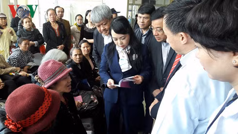 Bộ trưởng Y tế Nguyễn Thị Kim Tiến kiểm tra tại Bệnh viện K Trung ương - ảnh nguồn VOVnews Bộ trưởng Y tế Nguyễn Thị Kim Tiến kiểm tra tại Bệnh viện K Trung ương - ảnh nguồn VOVnews
