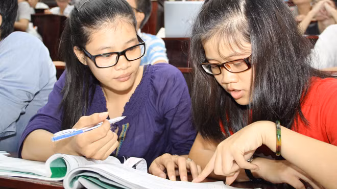Một lớp học của sinh viên hệ liên thông CĐ lên ĐH ngành công nghệ thông tin Trường ĐH Khoa học tự nhiên (ĐHQG TP.HCM)