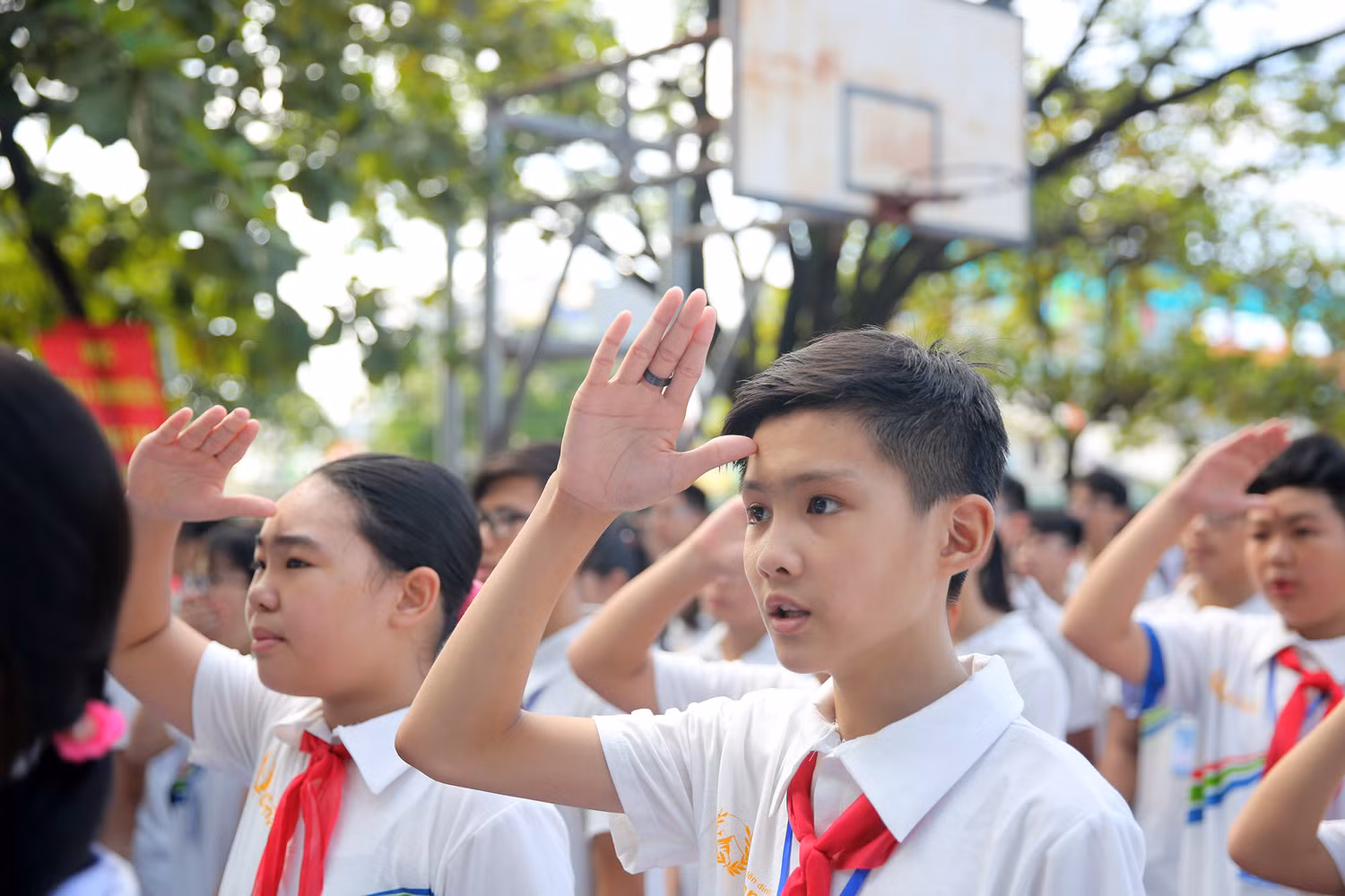 Học sinh Quảng Ninh nô nức, phấn khởi dự khai giảng năm học mới (Ảnh: CTV) Học sinh Quảng Ninh nô nức, phấn khởi dự khai giảng năm học mới (Ảnh: CTV)