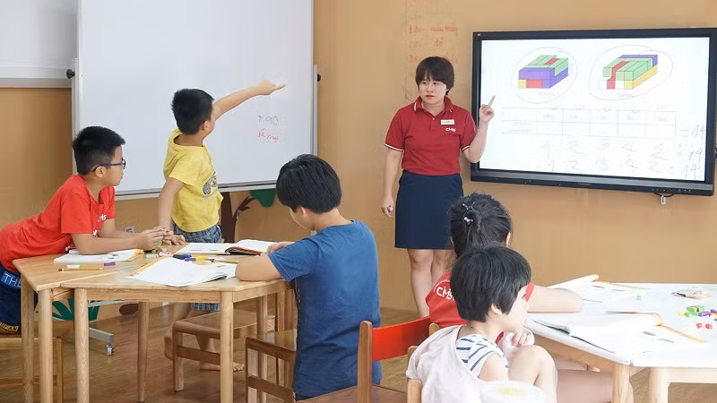 Toán học là công cụ hữu hiệu giúp trẻ phát triển trí tưởng tượng và khả năng sáng tạo.