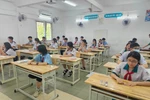 Hơn 99,6% thí sinh đến làm bài thi ngày đầu kỳ thi tuyển sinh vào lớp 10 ở TPHCM