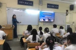 Sát ngày thi tốt nghiệp, nhiều trường THPT ở TPHCM vẫn ôn miễn phí cho học sinh