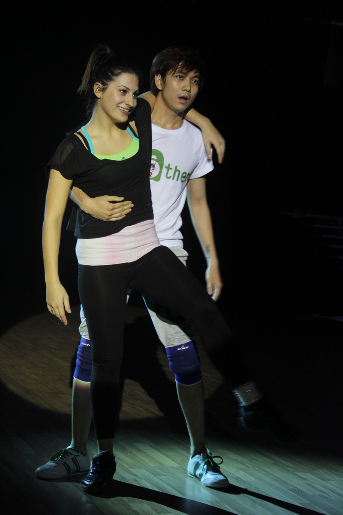 Tiết mục của Tim - Vicky và các thí sinh còn lại vẫn được giữ kín đến phút chót hy vọng sẽ gây nhiều bất ngờ.