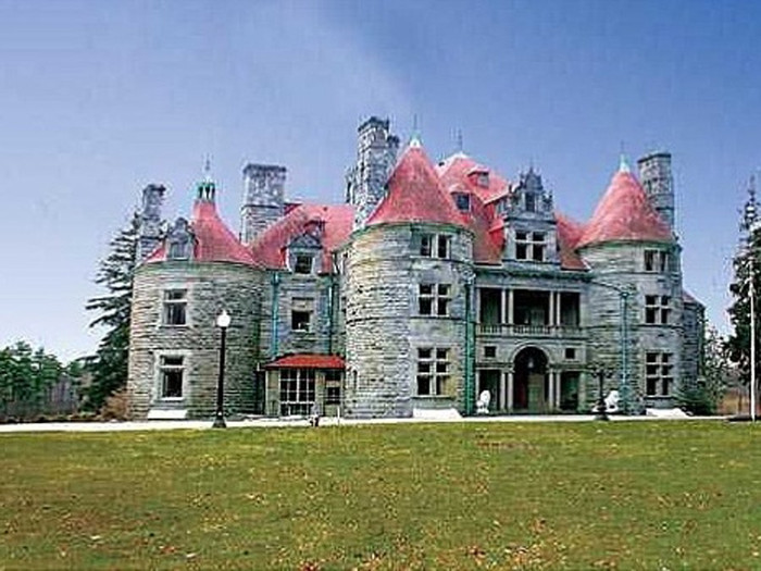 Great Barrington bang Massachuset (Mỹ) đang được rao giá 8,995 triệu USD