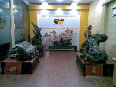 Bộ tứ linh được thổi giá triệu đô, đấu giá làm từ thiện nhưng tiền chênh lệch rơi vào túi ai? (Ảnh: TP0)