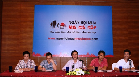 "Ngày hội mua nhà giá gốc" bị báo chí và dư luận phanh phui nhiều điểm mập mờ và sai phạm.