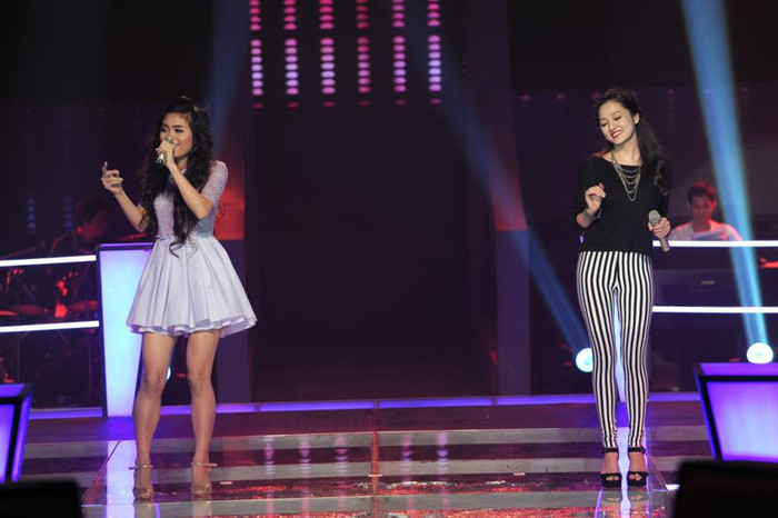 Phong cách tự tin cùng gương mặt đáng yêu của Bảo Anh đã giúp cô nổi bật trên sân khấu. >>Xem clip phần trình diễn của Bảo Anh - Thanh Thủy Phong cách tự tin cùng gương mặt đáng yêu của Bảo Anh đã giúp cô nổi bật trên sân khấu. >>Xem clip phần trình diễn của Bảo Anh - Thanh Thủy