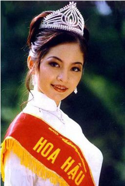 Hoa hậu Nguyễn Thiên Nga đăng quang vào năm tiếp theo, 1996, cô gái dễ thương này đến từ TP HCM. Hoa hậu Nguyễn Thiên Nga đăng quang vào năm tiếp theo, 1996, cô gái dễ thương này đến từ TP HCM.